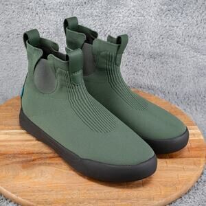 Vessi Weekend Chelsea Sneaker,Pull On Boots Spruce Green M8 W9